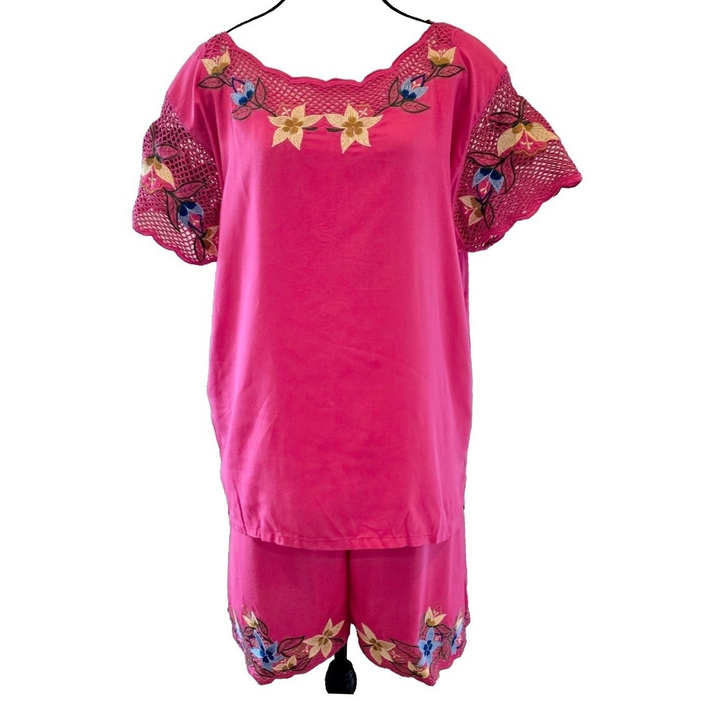 Pearls Top Shorts Set Womens XL Fuchsia Pink Embroidered Crochet Casual 2pc‎